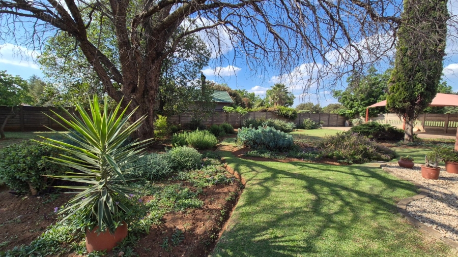 3 Bedroom Property for Sale in Roodia Free State